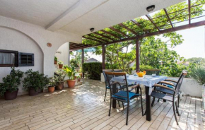 Гостиница Apartment Punat 5351c  Пунат